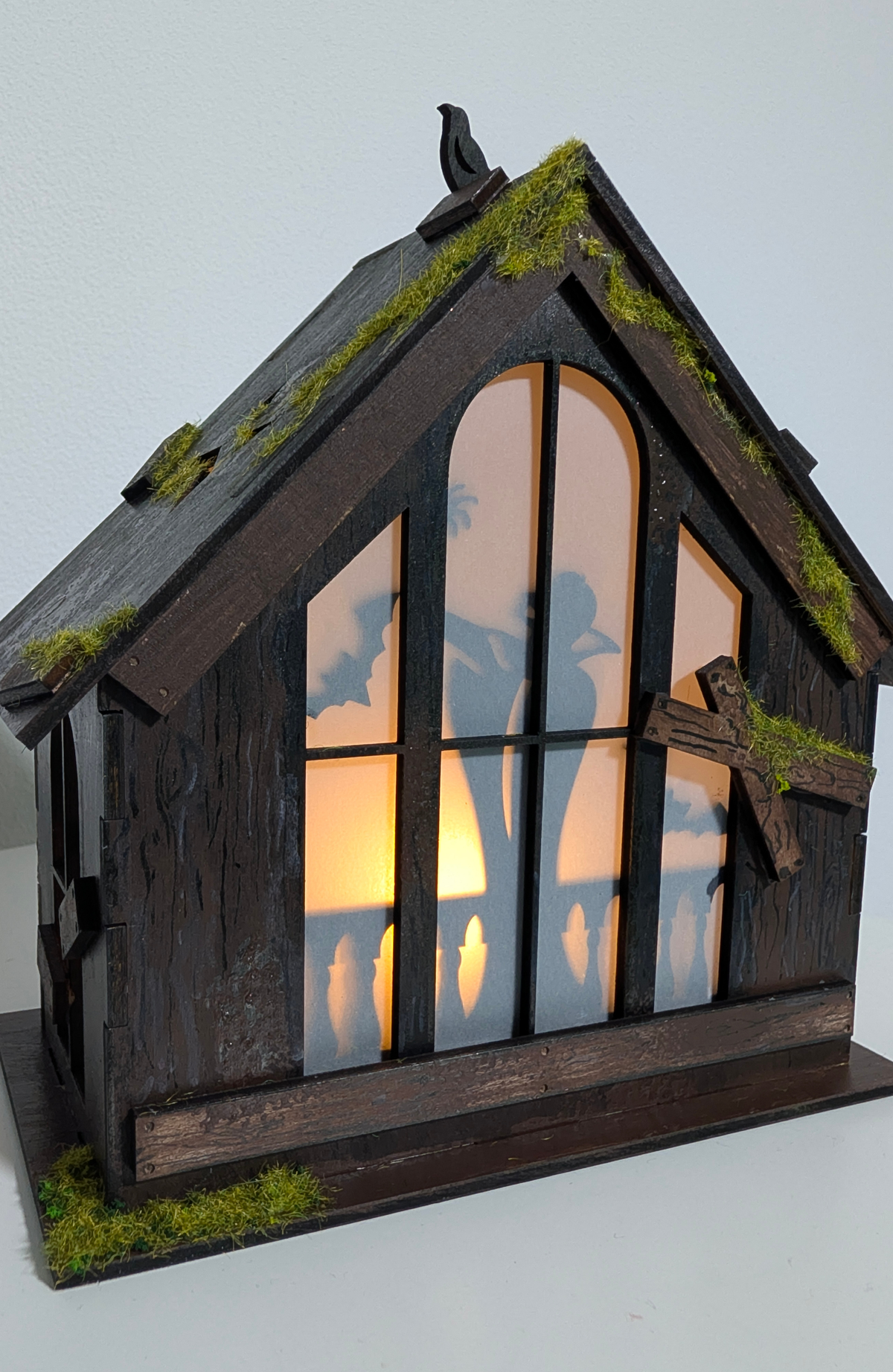 Halloween Deko-Haus Holz LED Dracula im Dark-Fantasy Style